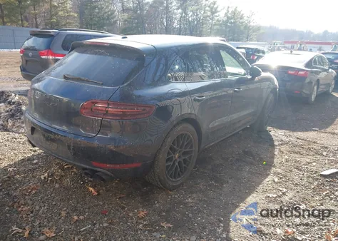 2017 Porsche Macan Gts z USA, uszkodzony, nr VIN WP1AG2A58HLB52655